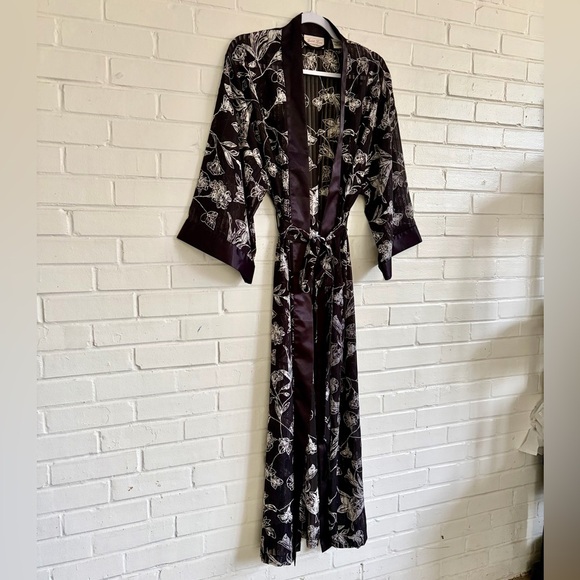 Beautiful, Vintage Judith Hart Sheer Floral Black & White Robe, SZ M EUC - Picture 2 of 11